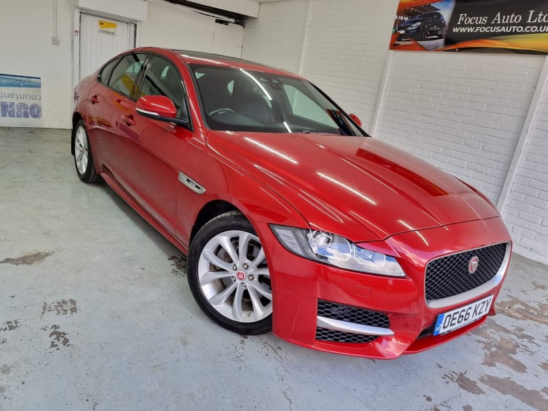 JAGUAR XF