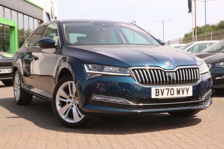 SKODA SUPERB
