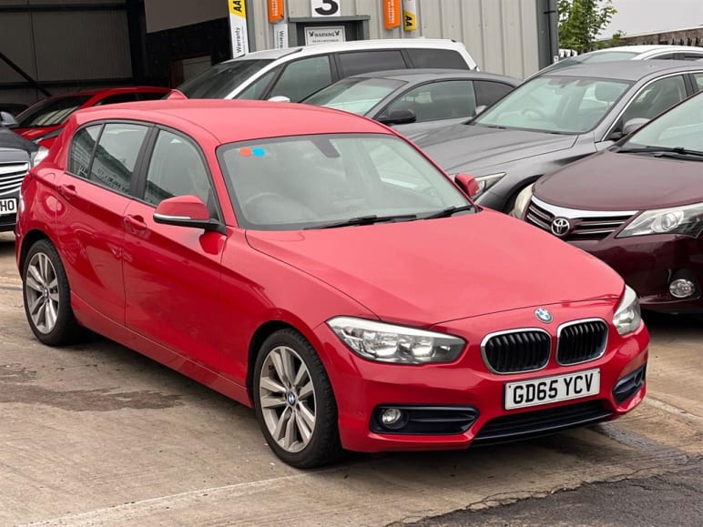 BMW 1 SERIES