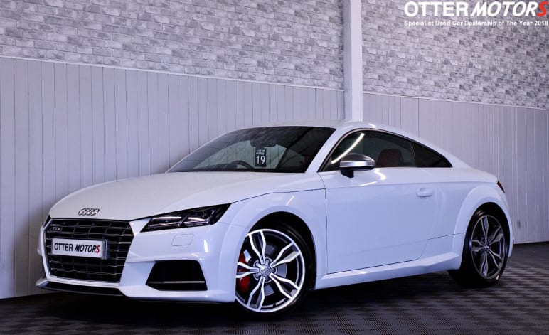AUDI TT