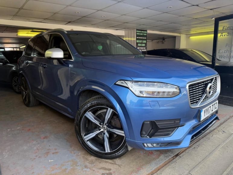 VOLVO XC90