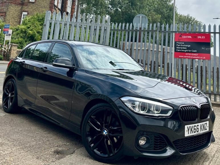 BMW 1 SERIES