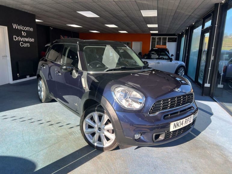 MINI COUNTRYMAN