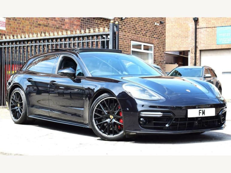 PORSCHE PANAMERA