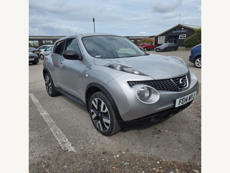 NISSAN JUKE