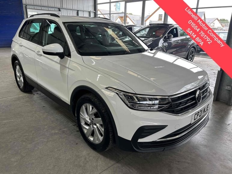 VOLKSWAGEN TIGUAN