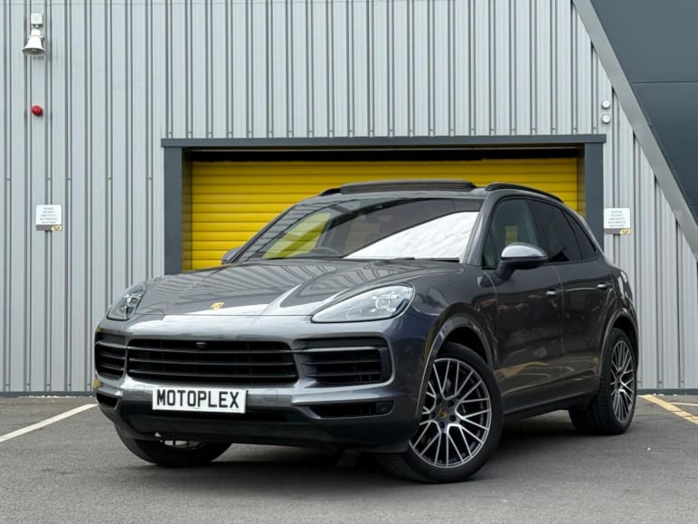 PORSCHE CAYENNE