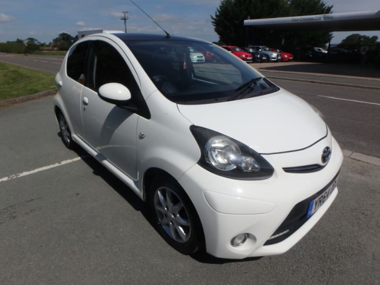 TOYOTA AYGO