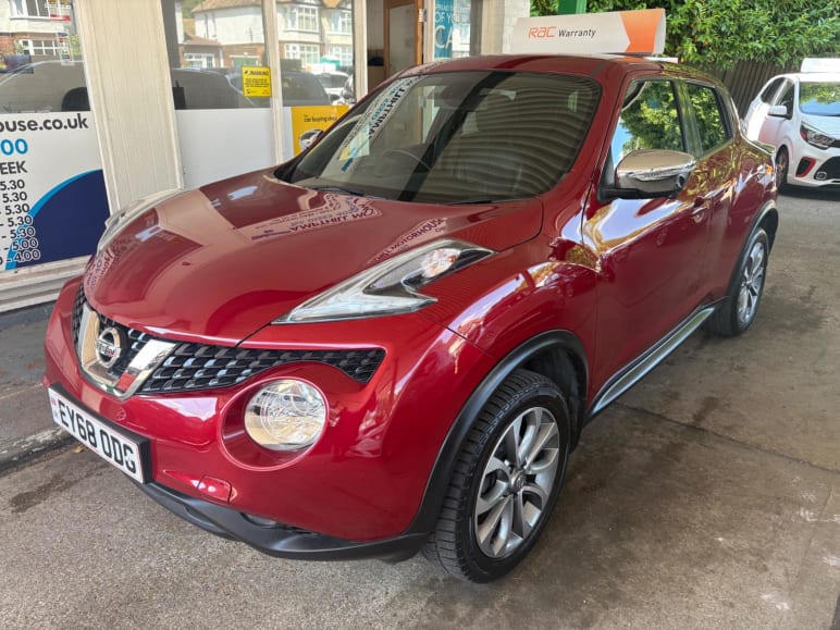 NISSAN JUKE
