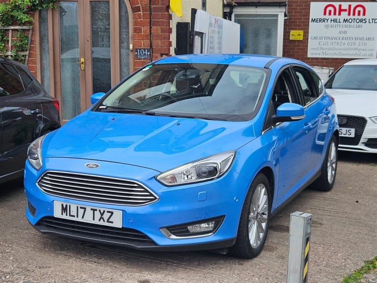 FORD FOCUS