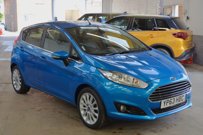 FORD FIESTA