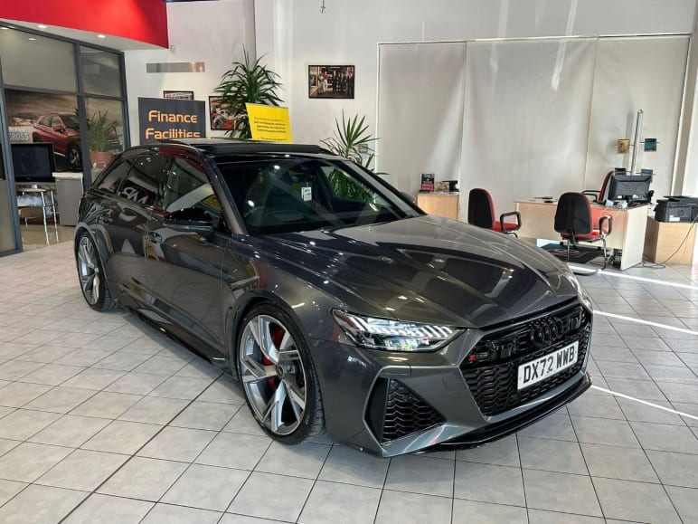 AUDI RS6