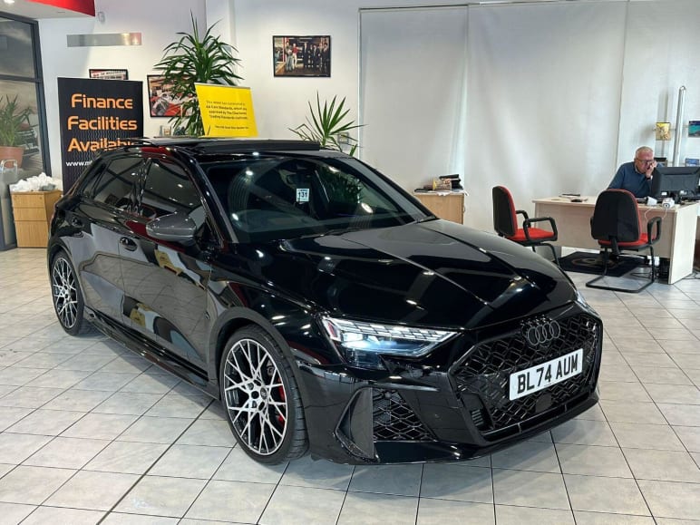 AUDI RS3