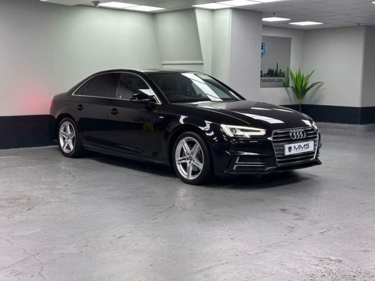 AUDI A4