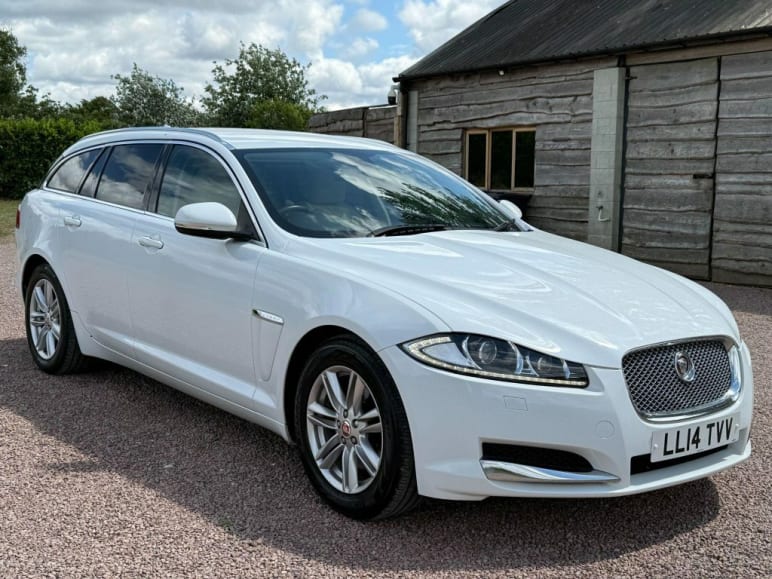JAGUAR XF