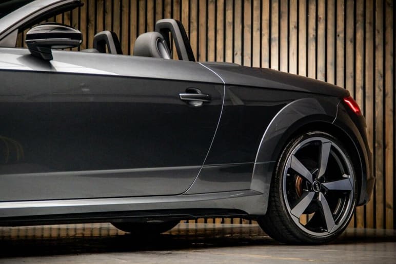 2.5 TFSI Vorsprung Roadster S Tronic quattro Euro