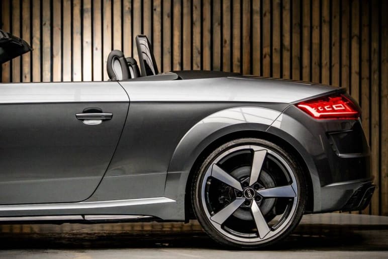 2.5 TFSI Vorsprung Roadster S Tronic quattro Euro