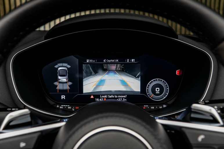 2.5 TFSI Vorsprung Roadster S Tronic quattro Euro