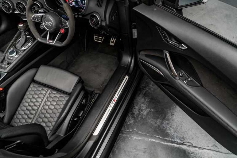 2.5 TFSI Vorsprung Roadster S Tronic quattro Euro