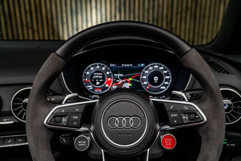 2.5 TFSI Vorsprung Roadster S Tronic quattro Euro