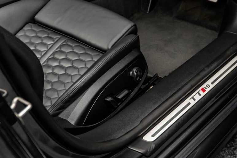 2.5 TFSI Vorsprung Roadster S Tronic quattro Euro