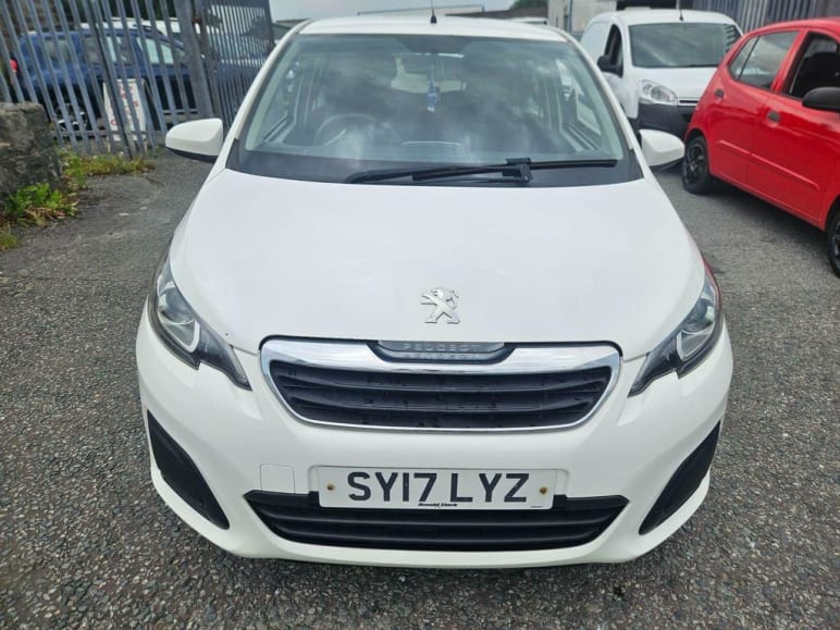 PEUGEOT 108