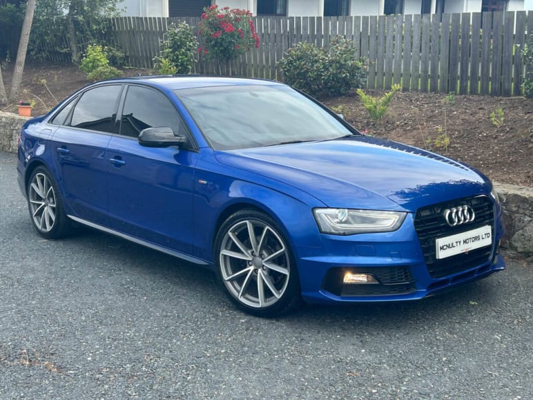 AUDI A4