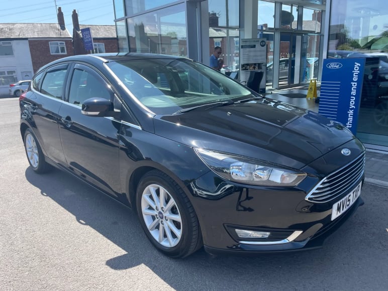 FORD FOCUS