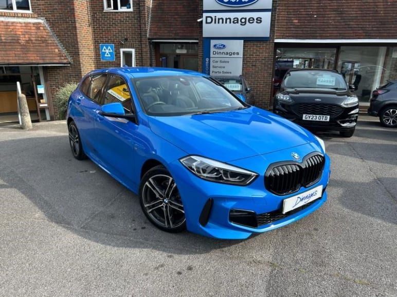 BMW 1 SERIES