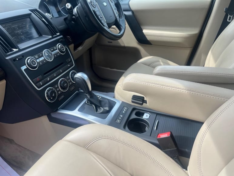 2.2 SD4 HSE Lux CommandShift 4WD Euro 5 5dr