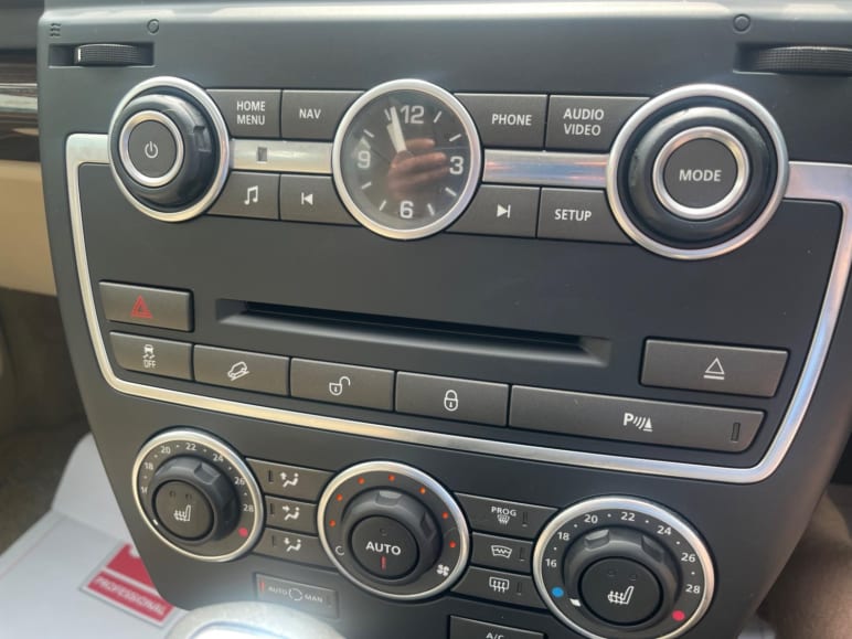 2.2 SD4 HSE Lux CommandShift 4WD Euro 5 5dr