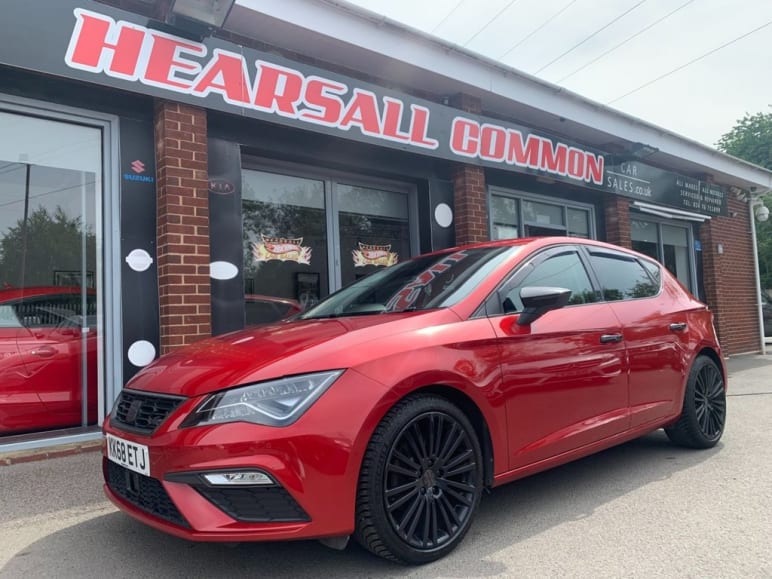 SEAT LEON