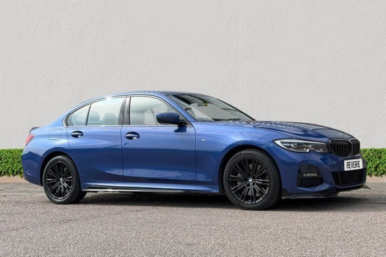BMW 3 SERIES