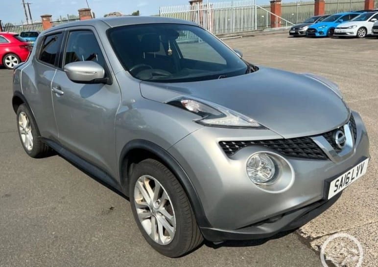 NISSAN JUKE