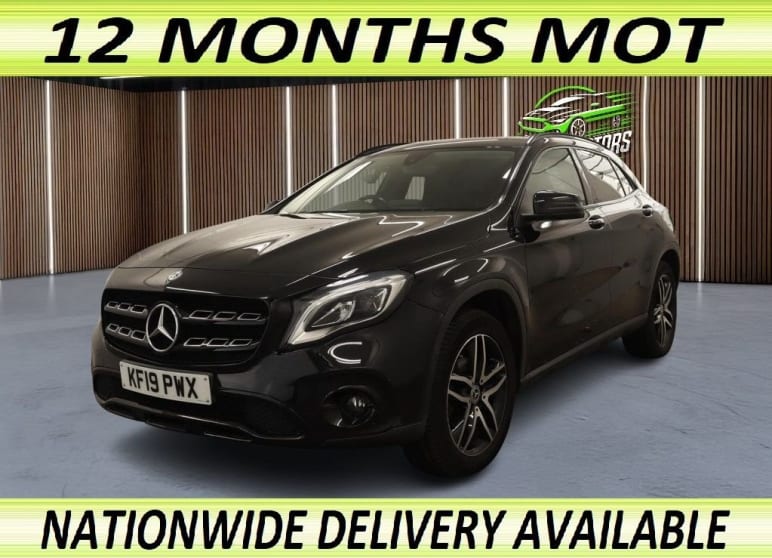 MERCEDES-BENZ GLA