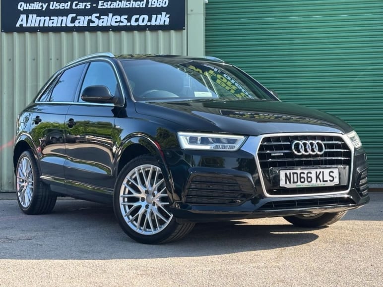 AUDI Q3