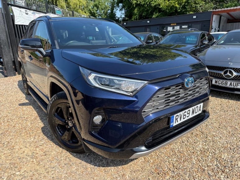 TOYOTA RAV4
