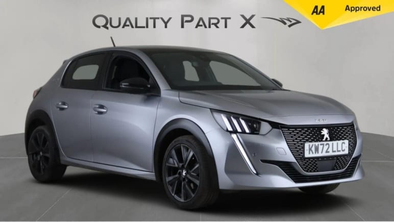 PEUGEOT 208