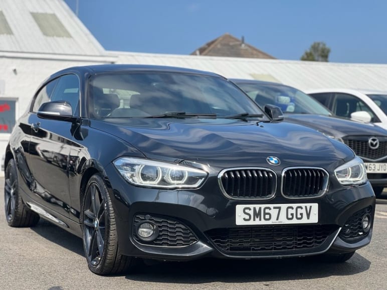 BMW 1 SERIES