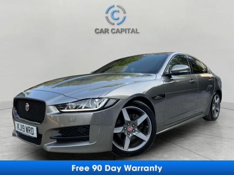 JAGUAR XE