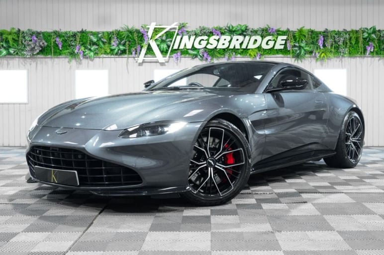 ASTON MARTIN VANTAGE