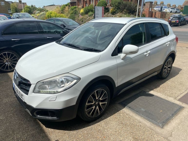 SUZUKI SX4 S-CROSS