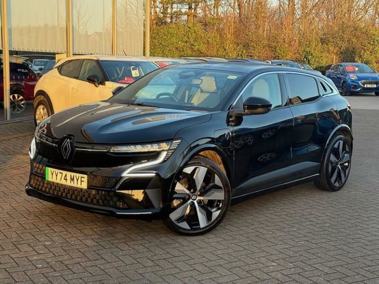 RENAULT MEGANE E-TECH