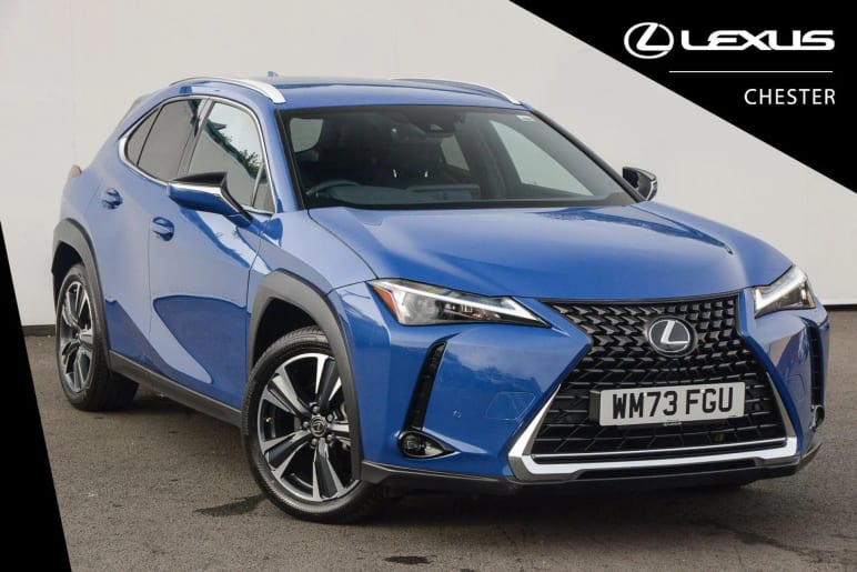 LEXUS UX