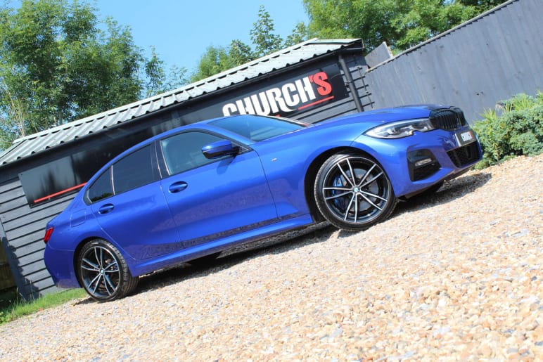 BMW 3 SERIES