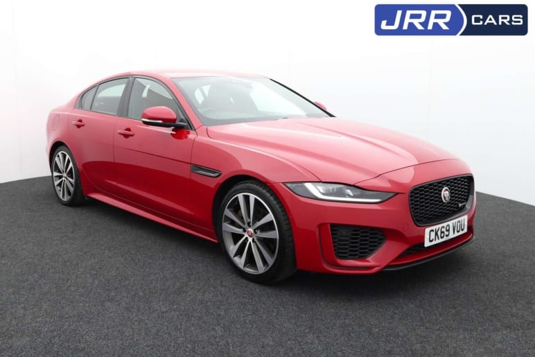 JAGUAR XE
