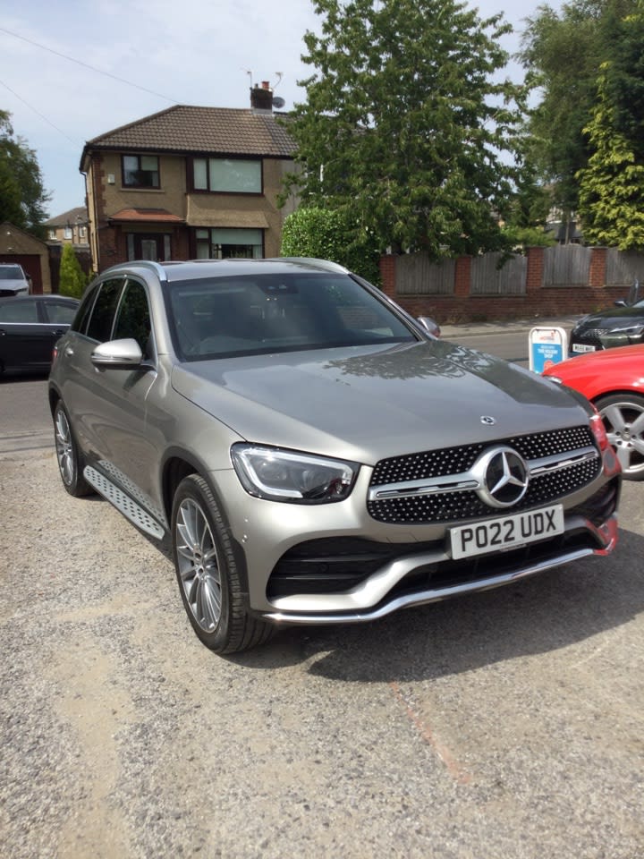 MERCEDES-BENZ GLC