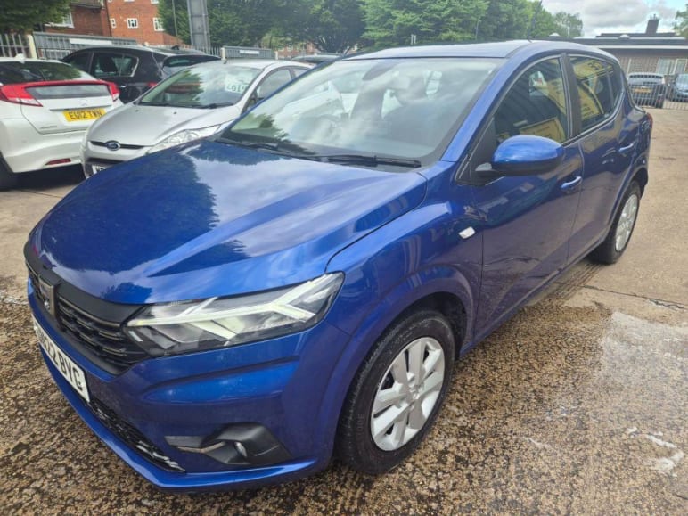 DACIA SANDERO
