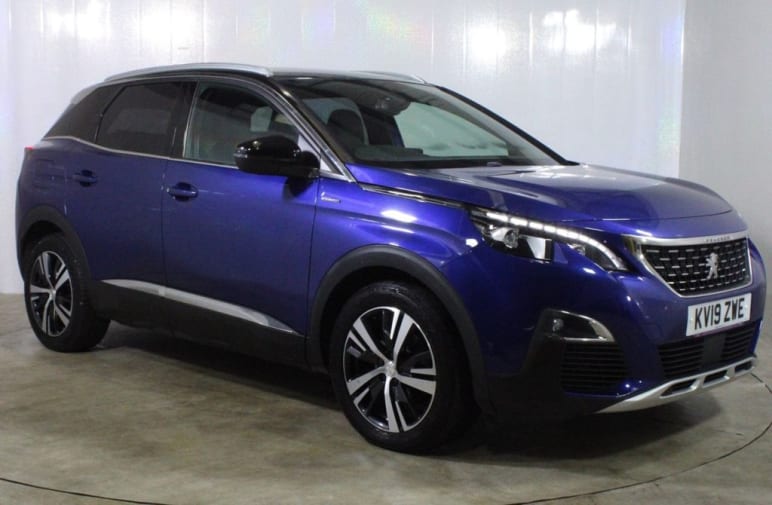 PEUGEOT 3008
