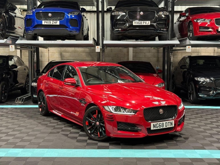 Jaguar Xe
